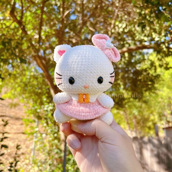 HelloKitty Pink Crochet Doll | Amigurumi HelloKitty Plush | Handmade Sanrio HK - Picture 6 of 9